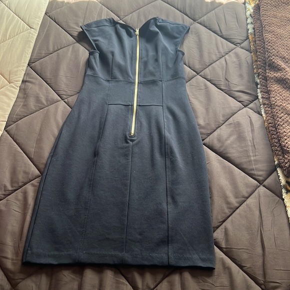 Woman’s black  dress size 0 - Picture 2 of 2